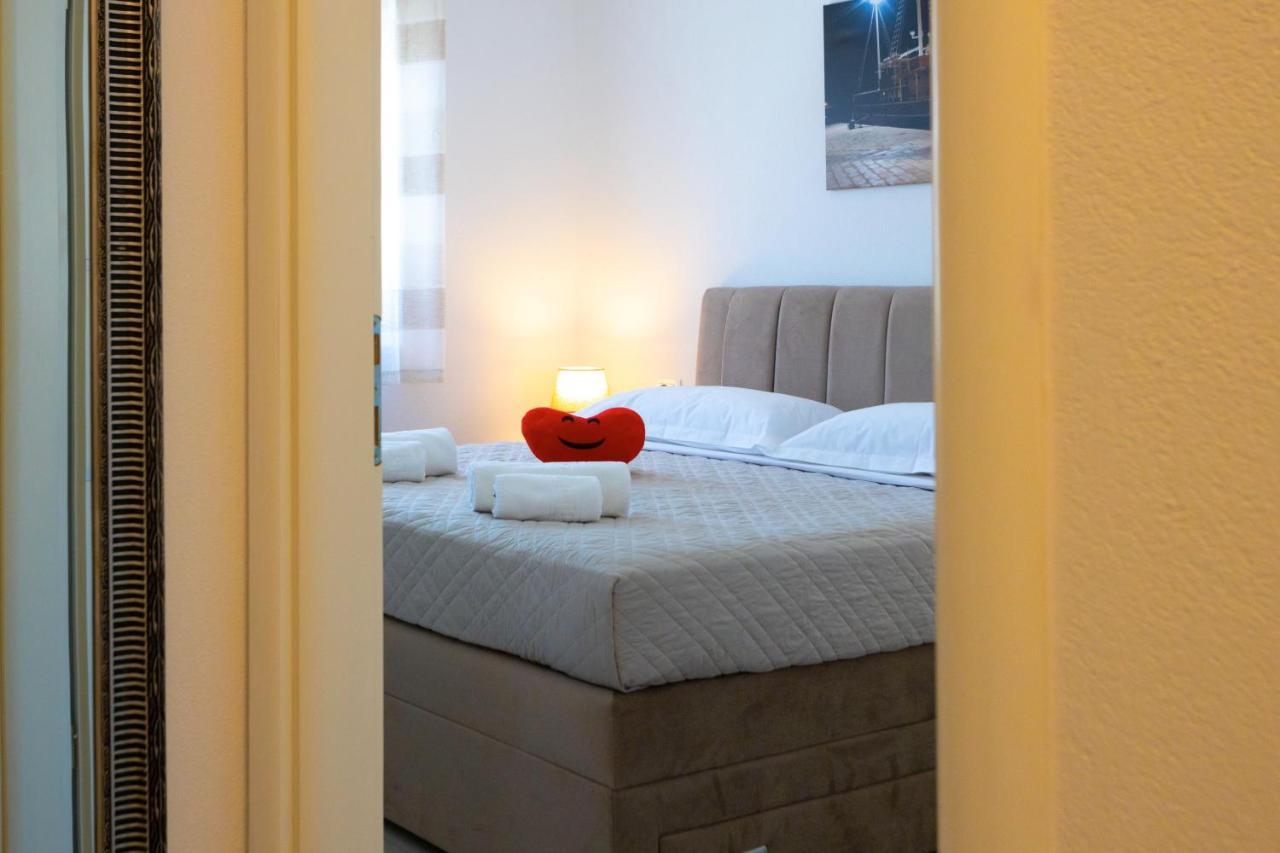 Apartments Jasa Deluxe Makarska Exterior foto